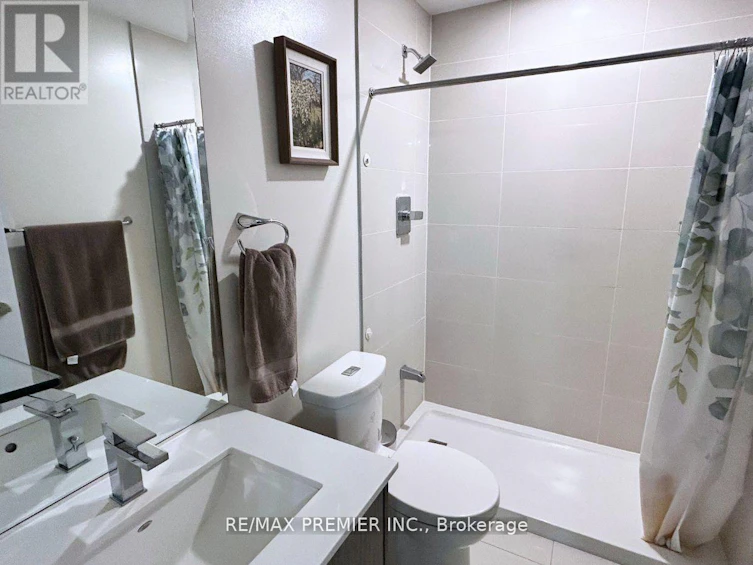 2107-9075 Jane Street, Vaughan, ON, L4K 0L7 - 11