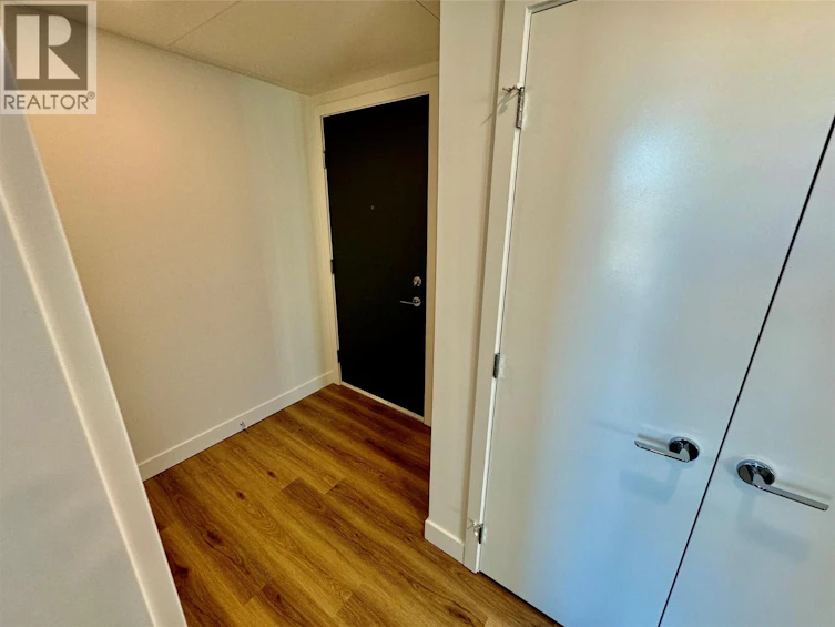 2110-1488 Bertram Street, Kelowna, BC, V1Y 0M6 - 5