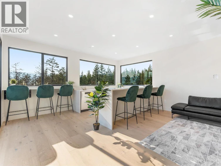 10218 Beacon Hill Drive, Lake Country, BC, V4V 0A9 - 50