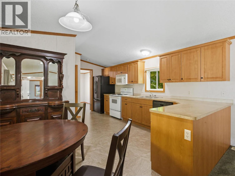11-1250 Hillside Avenue, Chase, BC, V0E 1M0 - 13