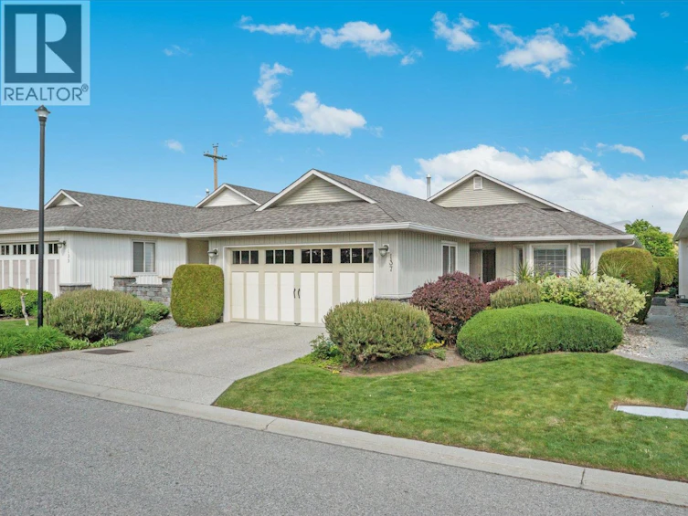137-1405 Guisachan Place, Kelowna, BC, V1Y 9X8