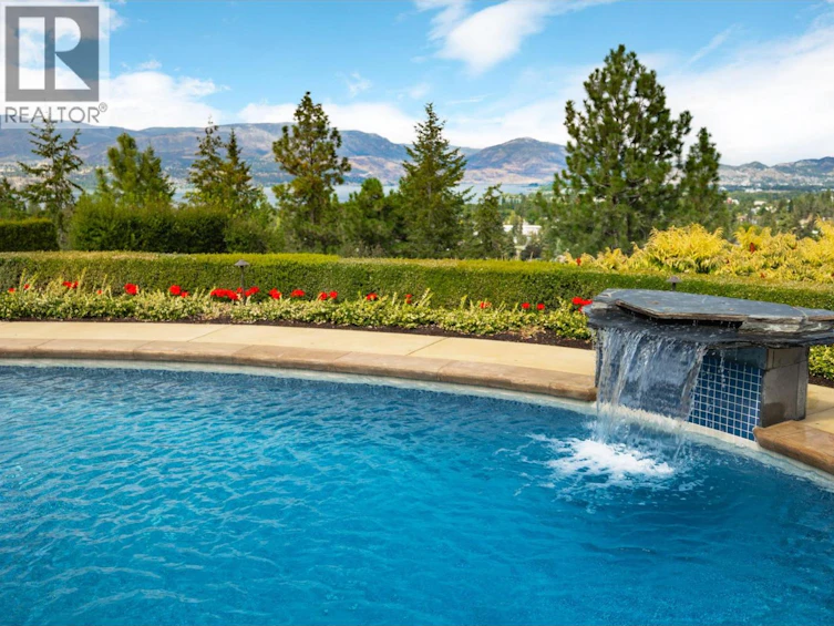 704 Barnaby Road, Kelowna, BC, V1W 4N9 - 77