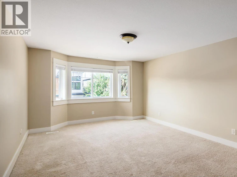 2209 Woodlawn Street, Kelowna, BC, V1Y 2T1 - 16