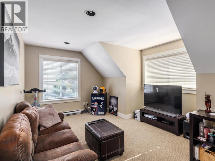 2209 Woodlawn Street, Kelowna, BC, V1Y 2T1 - 26