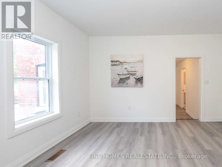 119 Albert Street S, Orillia, ON, L3V 5L1 - 9