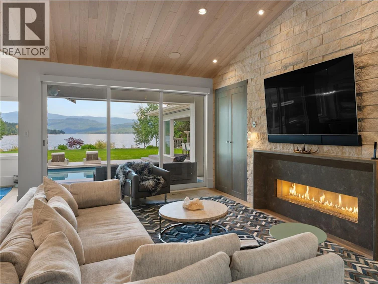 2506 Welch Place, Anglemont, BC, V0E 1M7 - 15