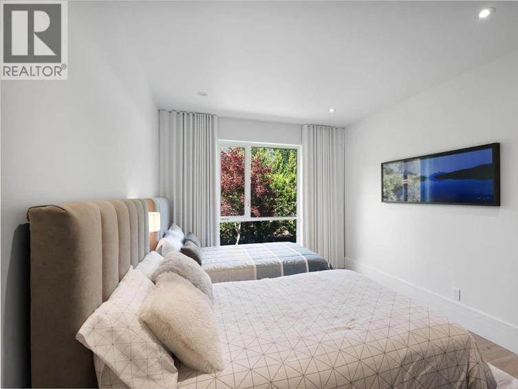 2506 Welch Place, Anglemont, BC, V0E 1M7 - 34