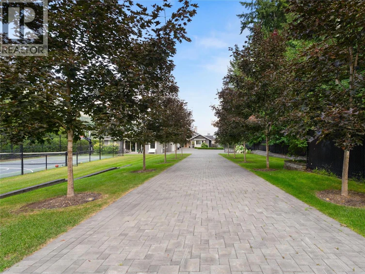 2506 Welch Place, Anglemont, BC, V0E 1M7 - 3