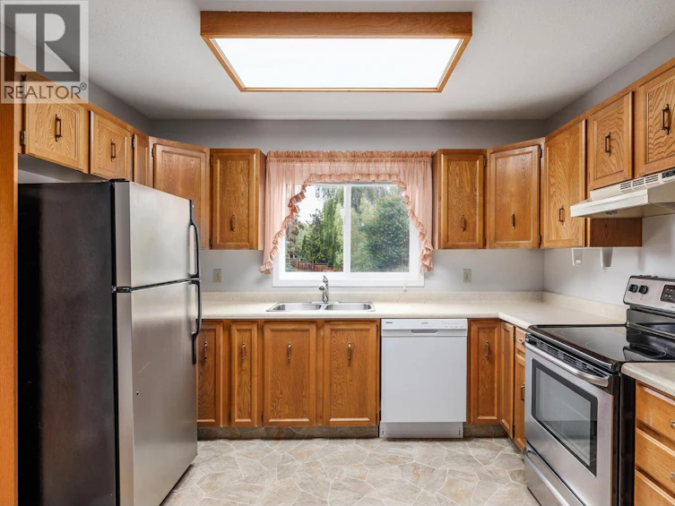 1089 Quesnel Road, Kelowna, BC, V1Y 3J4 - 11