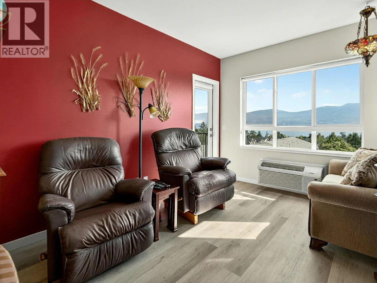 318-2301 Carrington Road, West Kelowna, BC, V2S 6R2 - 3