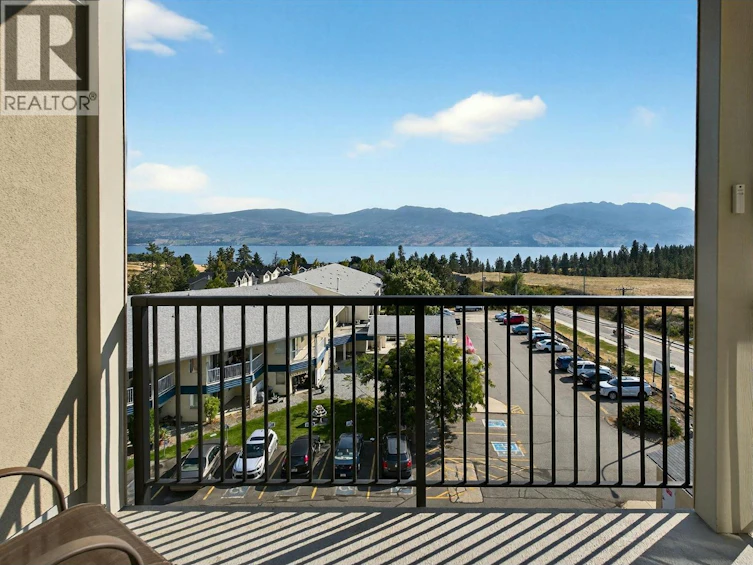 318-2301 Carrington Road, West Kelowna, BC, V2S 6R2 - 5