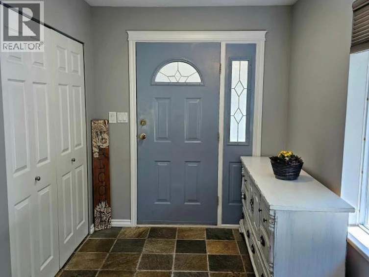 A-6855 Irvine Street, Powell River, BC, V8A 4A8 - 3