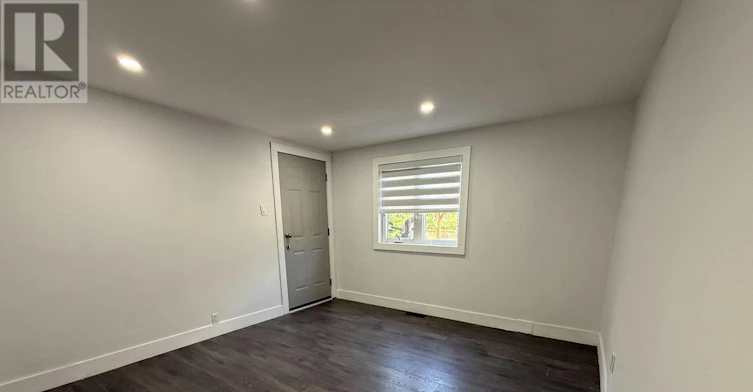 UPPER 2-759 Essa Road, Barrie, ON, L4N 9G1 - 7