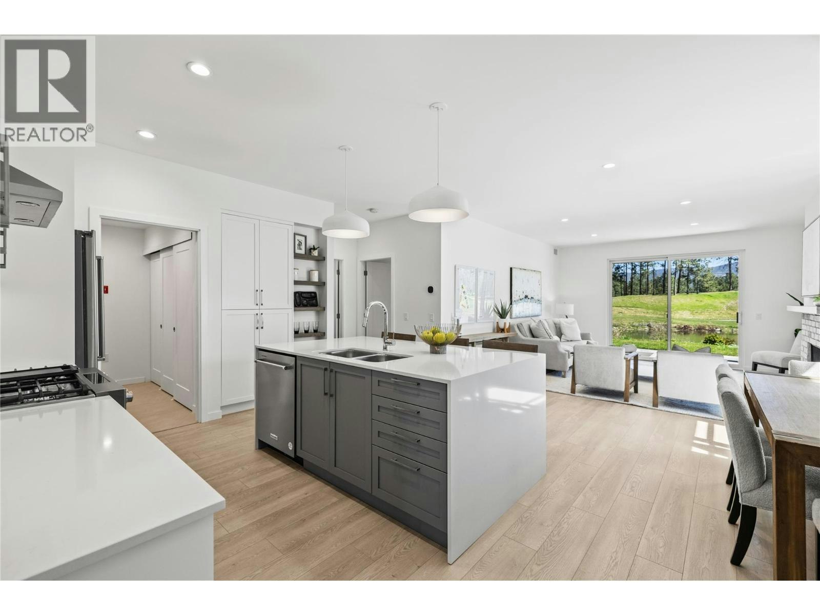 9-1979 Country Club Drive, Kelowna, BC, V1X 0H6 - 6