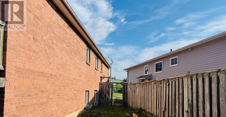 1-1448 Outlet Drive, Oshawa, ON, L1J 7Z5 - 20