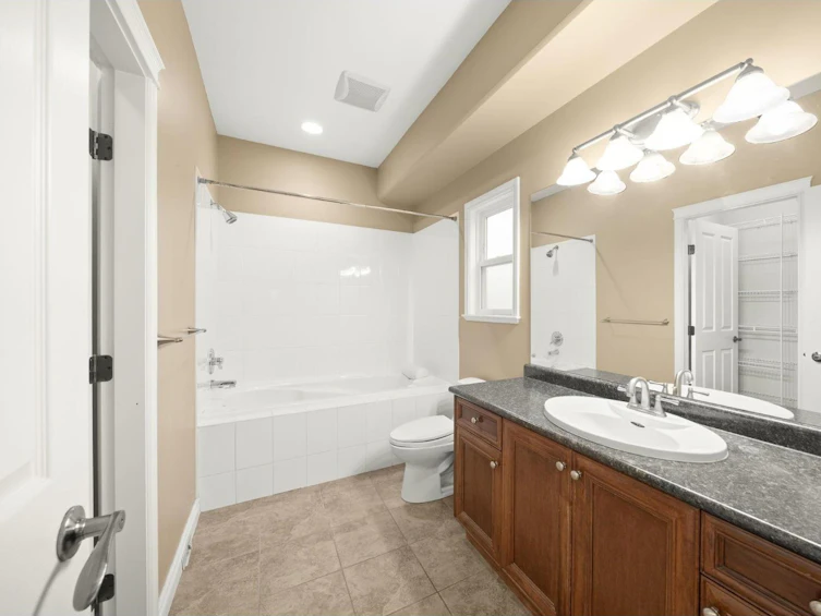 32726 Lissimore, Mission, BC, V2V 7P5 - 23