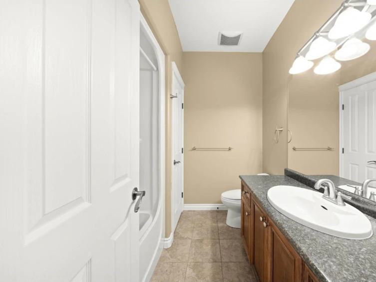 32726 Lissimore, Mission, BC, V2V 7P5 - 24