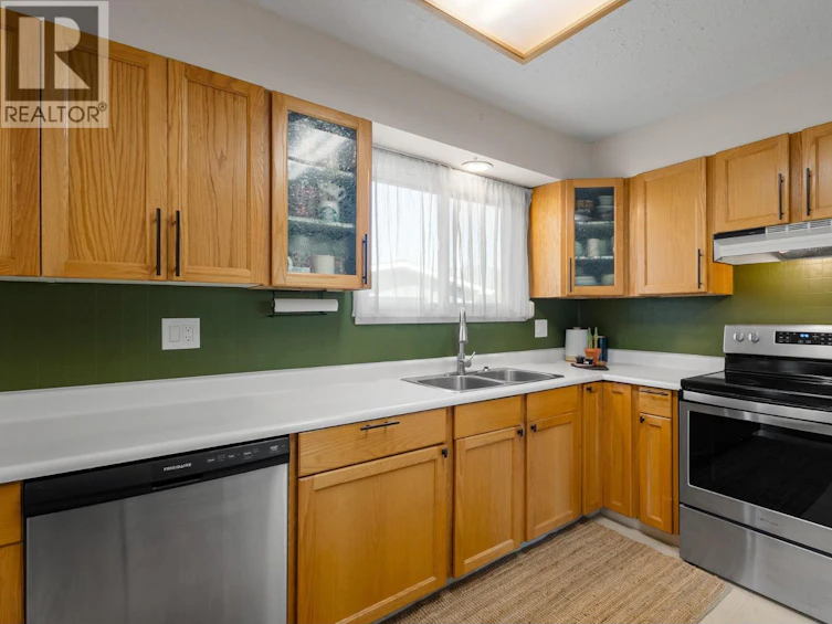 181 Northeast 17 Street, Salmon Arm, BC, V1E 1P3 - 31