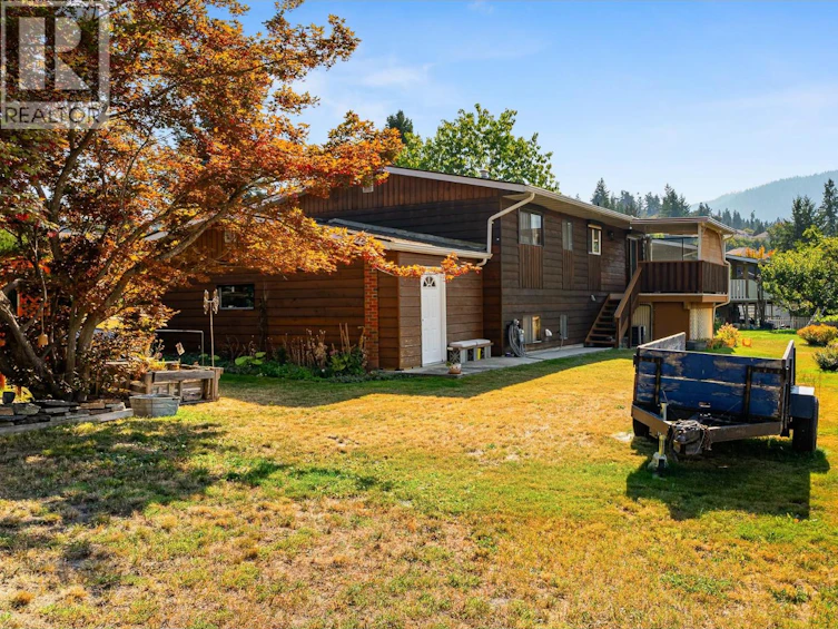 181 Northeast 17 Street, Salmon Arm, BC, V1E 1P3 - 6