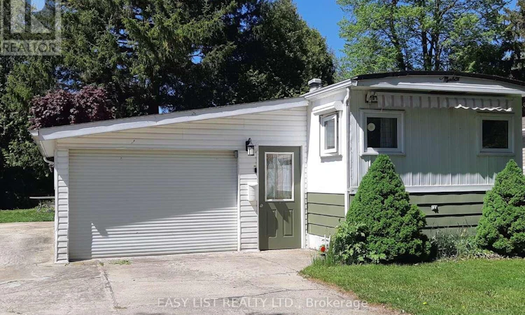 18 Sutton Drive