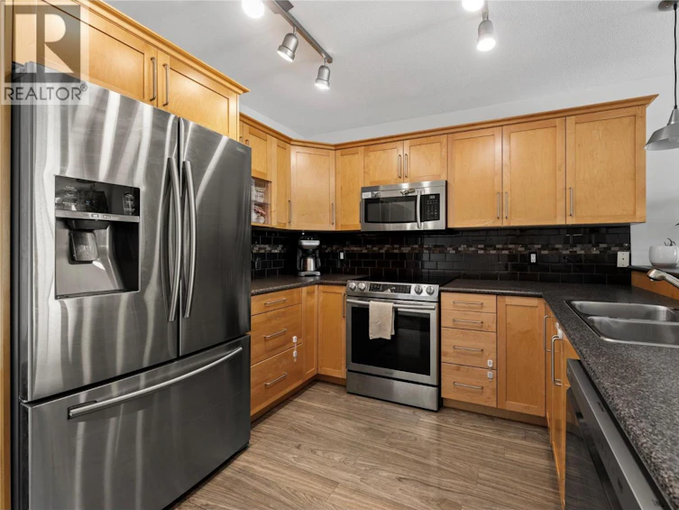 2334 Shannon Heights Place, West Kelowna, BC, V4T 2V2 - 3