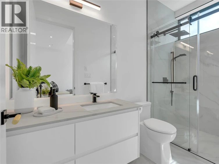 202-602 Lakeshore Drive, Penticton, BC, V2A 1B9 - 24
