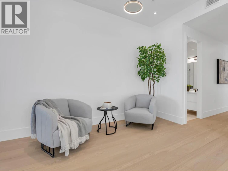202-602 Lakeshore Drive, Penticton, BC, V2A 1B9 - 13
