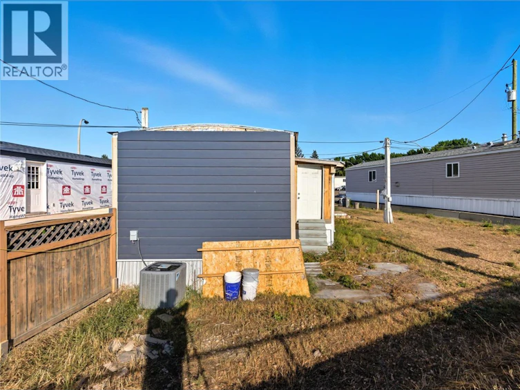 3P-3 Pluto Drive, Kamloops, BC, V2B 1A6 - 3