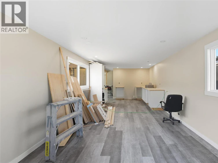 3P-3 Pluto Drive, Kamloops, BC, V2B 1A6 - 14