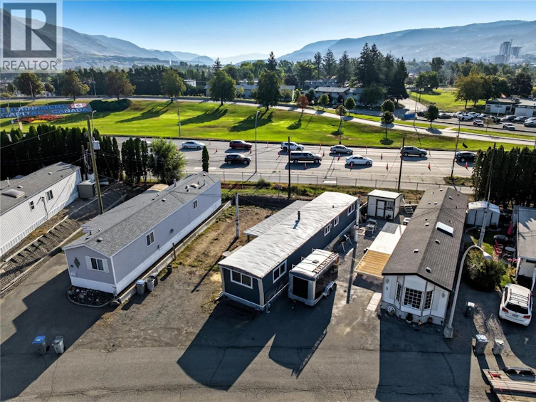 3P-3 Pluto Drive, Kamloops, BC, V2B 1A6 - 8