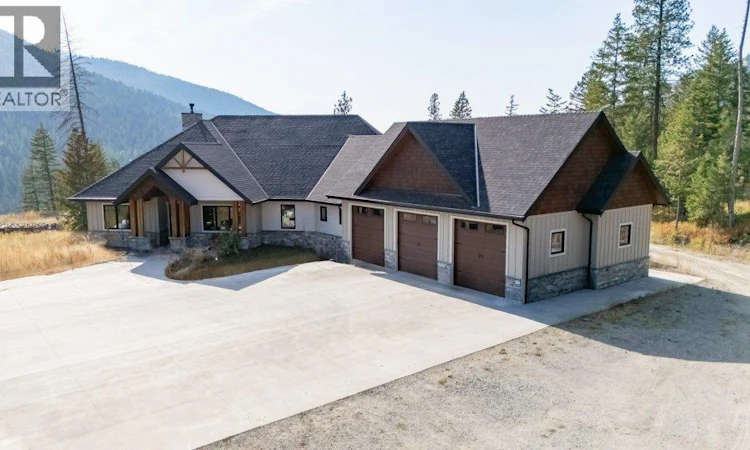 7839 Falcon Ridge Crescent