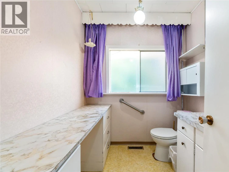 2602 Blind Bay Road, Blind Bay, BC, V0E 1H1 - 13