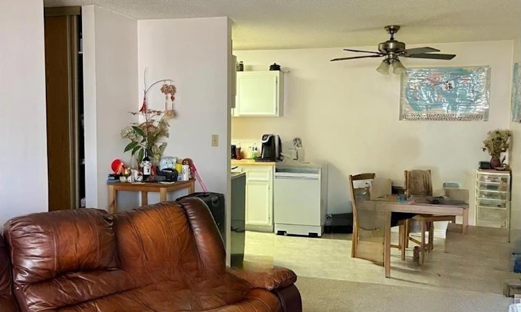 317-279 Alder Drive