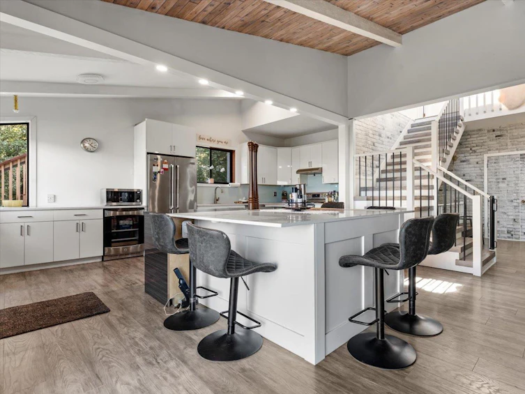 47750 East Elk View Chilliwack Road, Chilliwack, BC, V2R 4S5 - 5