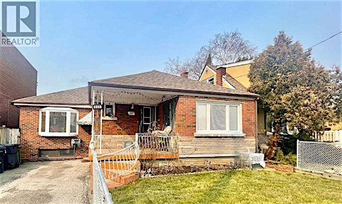 886 Danforth Road, Toronto, ON, M4J 1L7