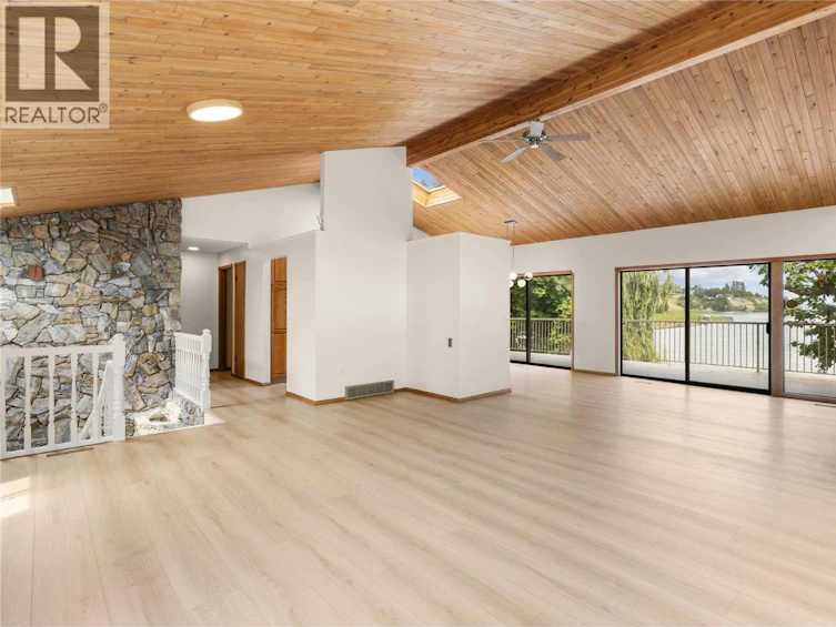 1440 Green Bay Road, West Kelowna, BC, V4T 2B8 - 4