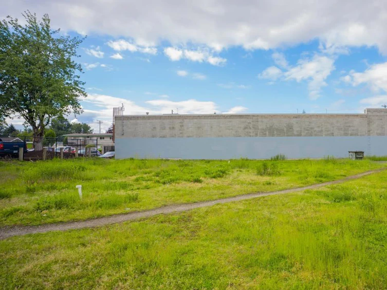 33671 Mcdougall Avenue, Abbotsford, BC, V2S 3S9 - 2