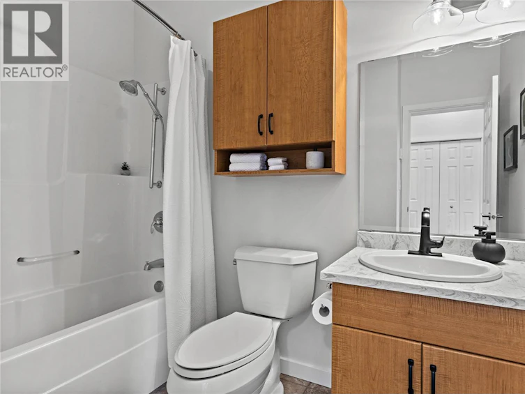 2672 Mckenzie Road, Sorrento, BC, V0E 2W1 - 45