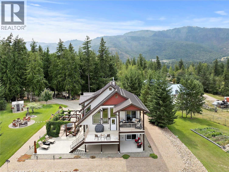 2672 Mckenzie Road, Sorrento, BC, V0E 2W1 - 84
