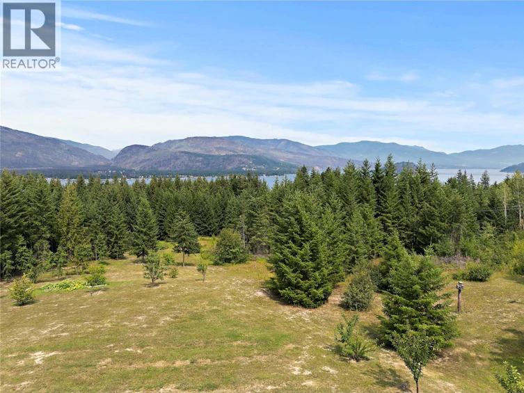 2672 Mckenzie Road, Sorrento, BC, V0E 2W1 - 30