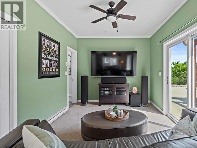 2672 Mckenzie Road, Sorrento, BC, V0E 2W1 - 39