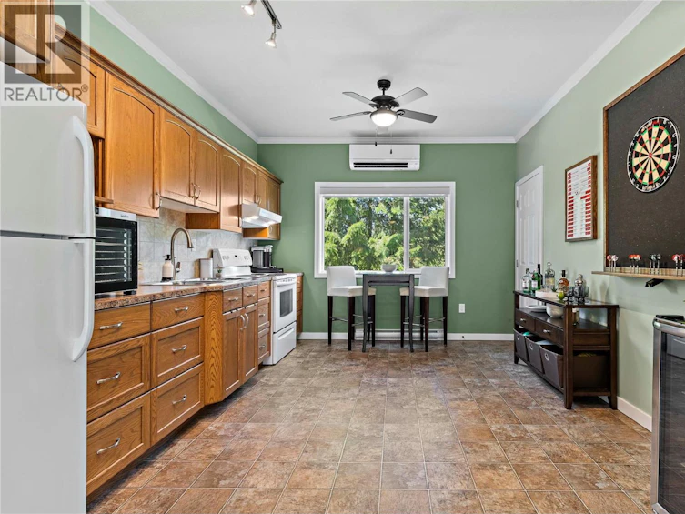 2672 Mckenzie Road, Sorrento, BC, V0E 2W1 - 32