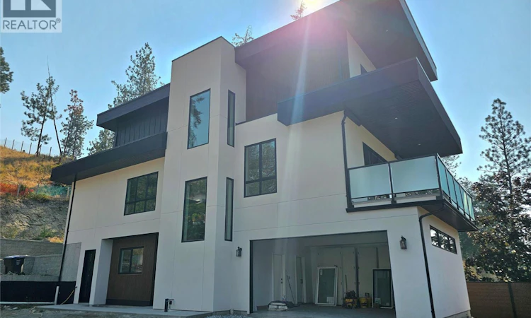 3-757 Barnaby Road