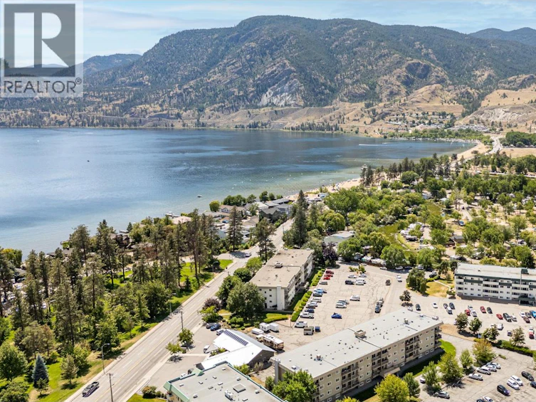 306-130 Skaha Place, Penticton, BC, V2A 7J6 - 4