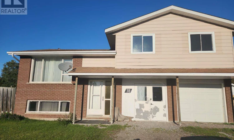 38 Eastgrove Crescent