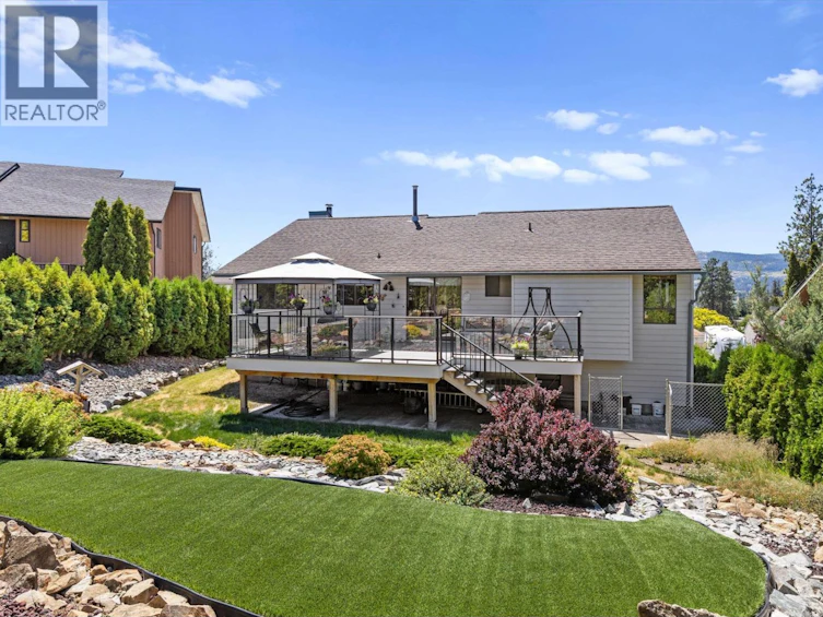 3202 Sunset Place, West Kelowna, BC, V4T 1S3