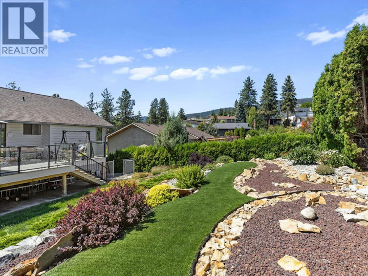 3202 Sunset Place, West Kelowna, BC, V4T 1S3 - 38