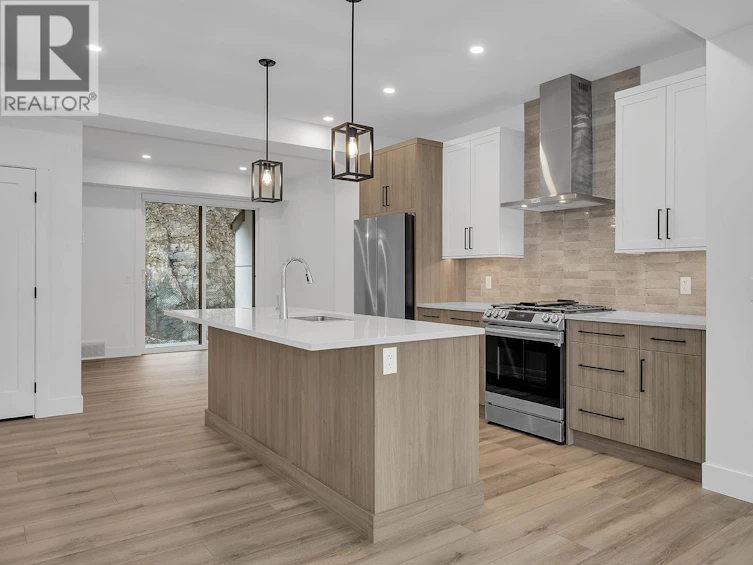 12-2835 Canyon Crest Drive, West Kelowna, BC, V4T 0G8 - 2