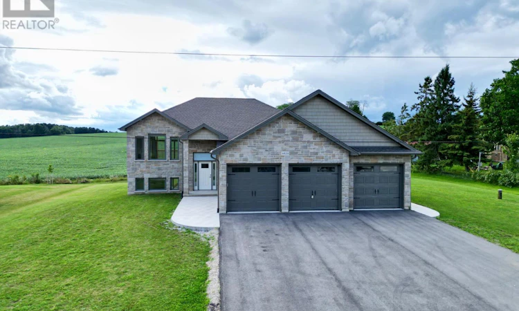 4829 Bruce 3 Road