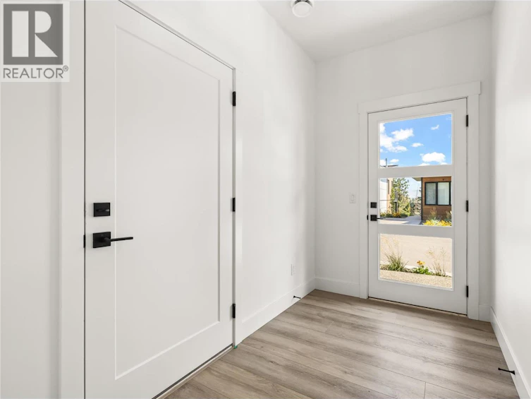 17-2835 Canyon Crest Drive, West Kelowna, BC, V4T 0G8 - 5